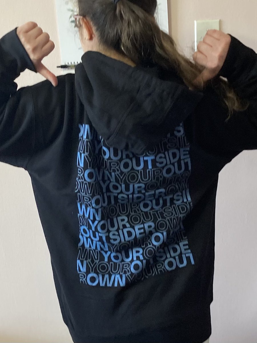 captainswanfan4's tweet photo. I love my #apartment3c merch! I love my new hoodie designed by @jenmorrisonlive
#a3creads #jennifermorrison #booklover https://t.co/tgUgwgEOSk