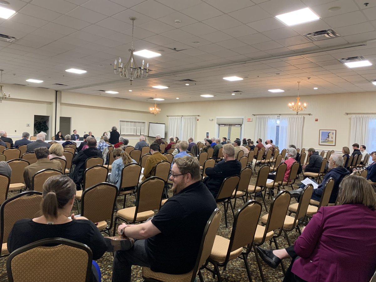PineTreePower_'s tweet image. Thanks to Mainers for TURNING OUT in Saco. More than 50 people at the @Maine_PUC hearing. Didn&apos;t hear any support for CMP&apos;s plan to increase rates by almost $100 million... #MEpolitics #PineTreePower