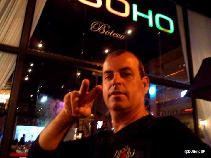 DJBetoSP's tweet photo. Na SOHO https://t.co/Loo3aEmCCK