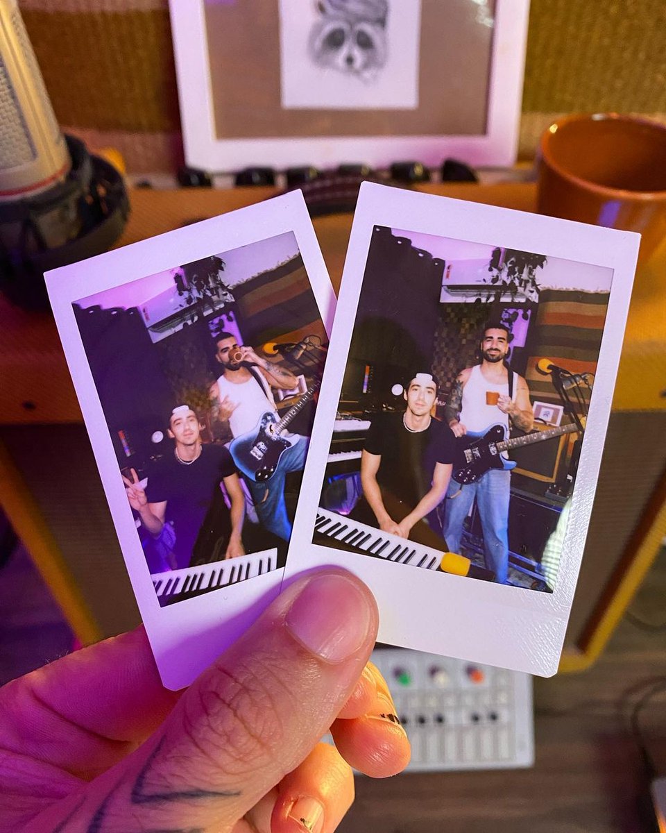 outroeuoficial's tweet photo. Preparando umas novidades 👀👽 https://t.co/bBwoPpva5V