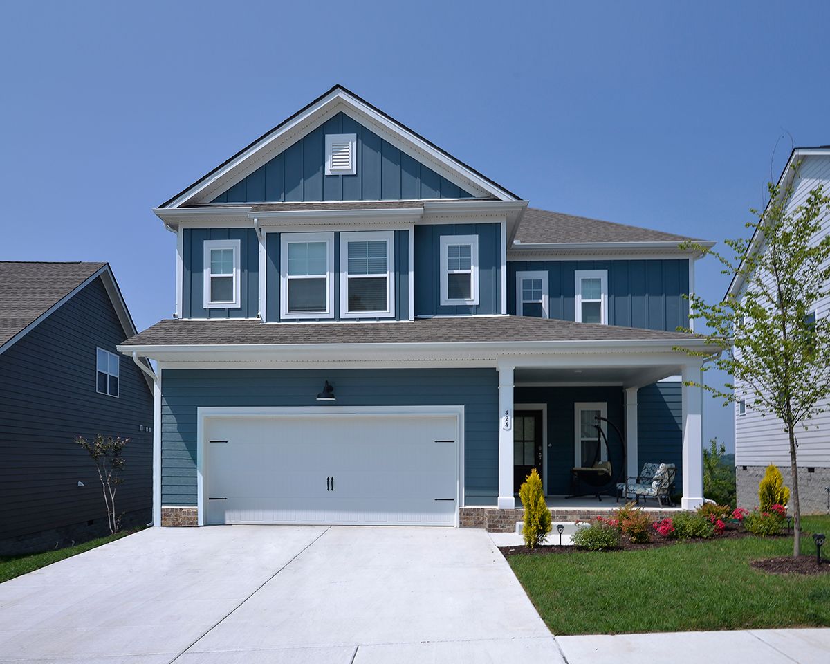 NewHomeSource's tweet image. Check out this charming blue two-story home for sale with a beautiful front porch perfect for morning coffee or watching sunsets with wine. Don't miss out on this gem! #homesforsale #charminghome #frontporch

See more: newhomesource.com/plan/grant-gy-…