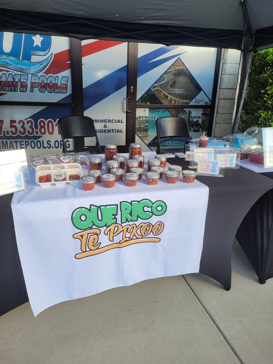 tabyannjim's tweet photo. Come by 2607 S Cooper St, Arlington TX 76015 for Food and Fun! No fee for entry!! Here from 6 pm to 10 pm! 

#drinks #ArlingtonTx #burgers #tacos #SmallBusiness #italianice https://t.co/IOLOb8nYbq
