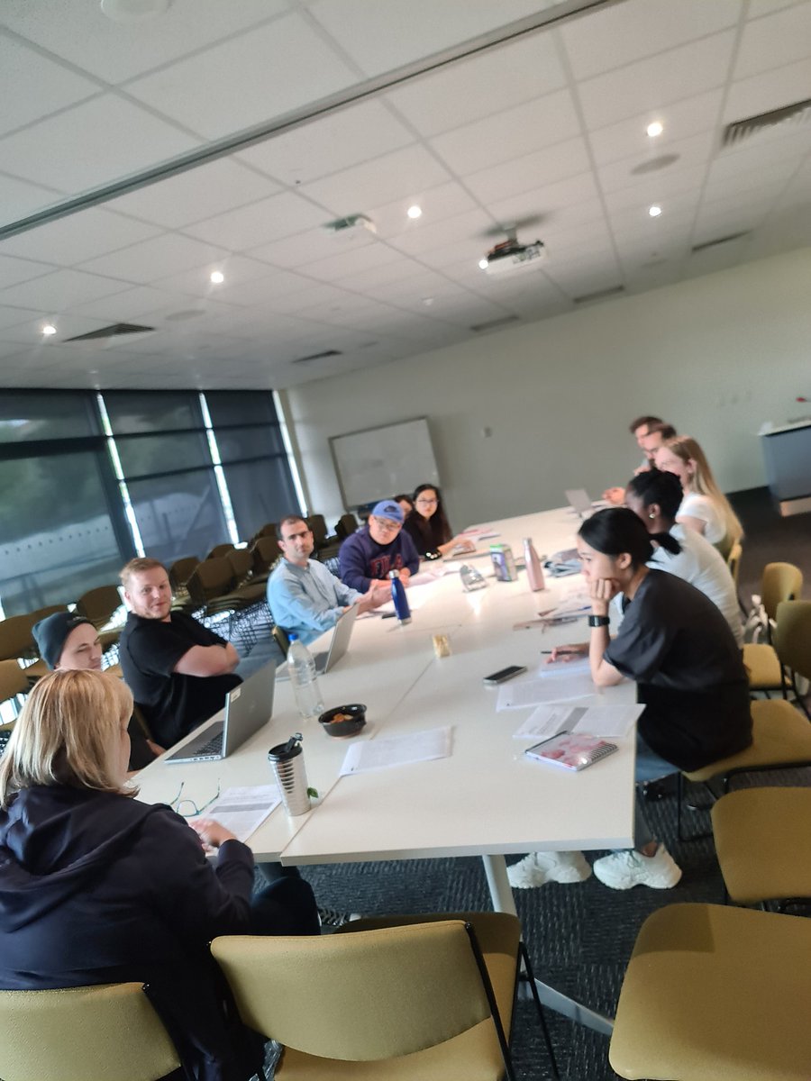 __PAWS's tweet photo. A great turnout at our second journal club yesterday! A huge thank you to @tinabianco for leading the discussion! https://t.co/a69d3PDuN2