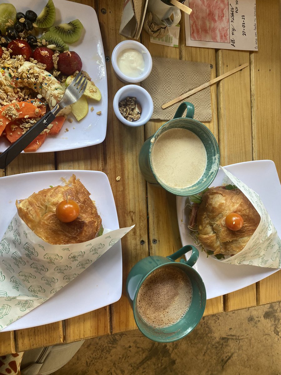 Desayuno de señoras con mi novia 🥰