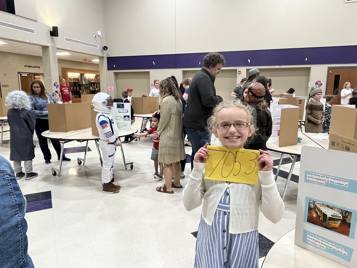 H_ElemPrincipal's tweet image. Third grade students did a fabulous job portraying historical figures during the Wax Museum. The outfits and presentations were spot on!  Great job! @HolgateSchools