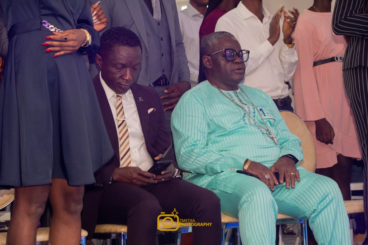 zhouseintl's tweet photo. Such a great pleasure and privilege to have the highly esteemed Man of God and General Overseer of Charismatic Renewal Ministries Worldwide, @drcosmas  at the #GatheringofTheSpirits. With deepest regards, we appreciate your presence sir. https://t.co/feC9QX0aPs