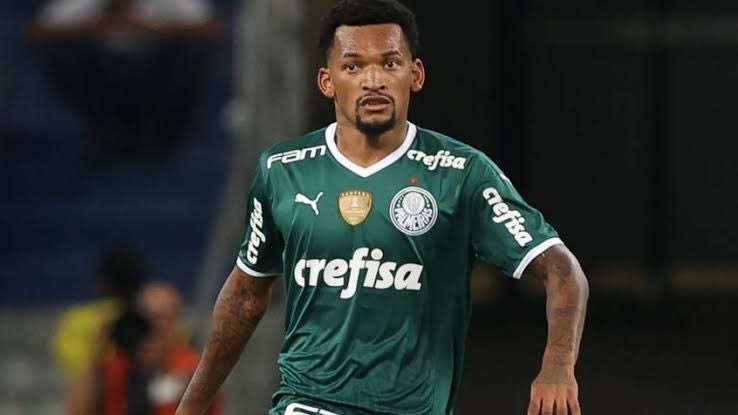PacoBelmonte_'s tweet photo. 🚨EXCLUSIVO: Palmeiras e São Paulo negociam troca de volantes. Luan está indo pro Verdão enquanto Jailson está pulando o muro.

🗞️@le_delgrande https://t.co/hAxpg8yTy9