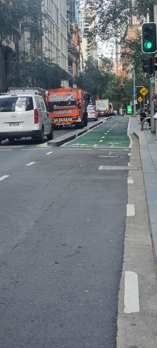 GemmaTognini's tweet image. Greetings, from your Pitt Street Bike Lane correspondent😄
#WhereAreAllTheBikes