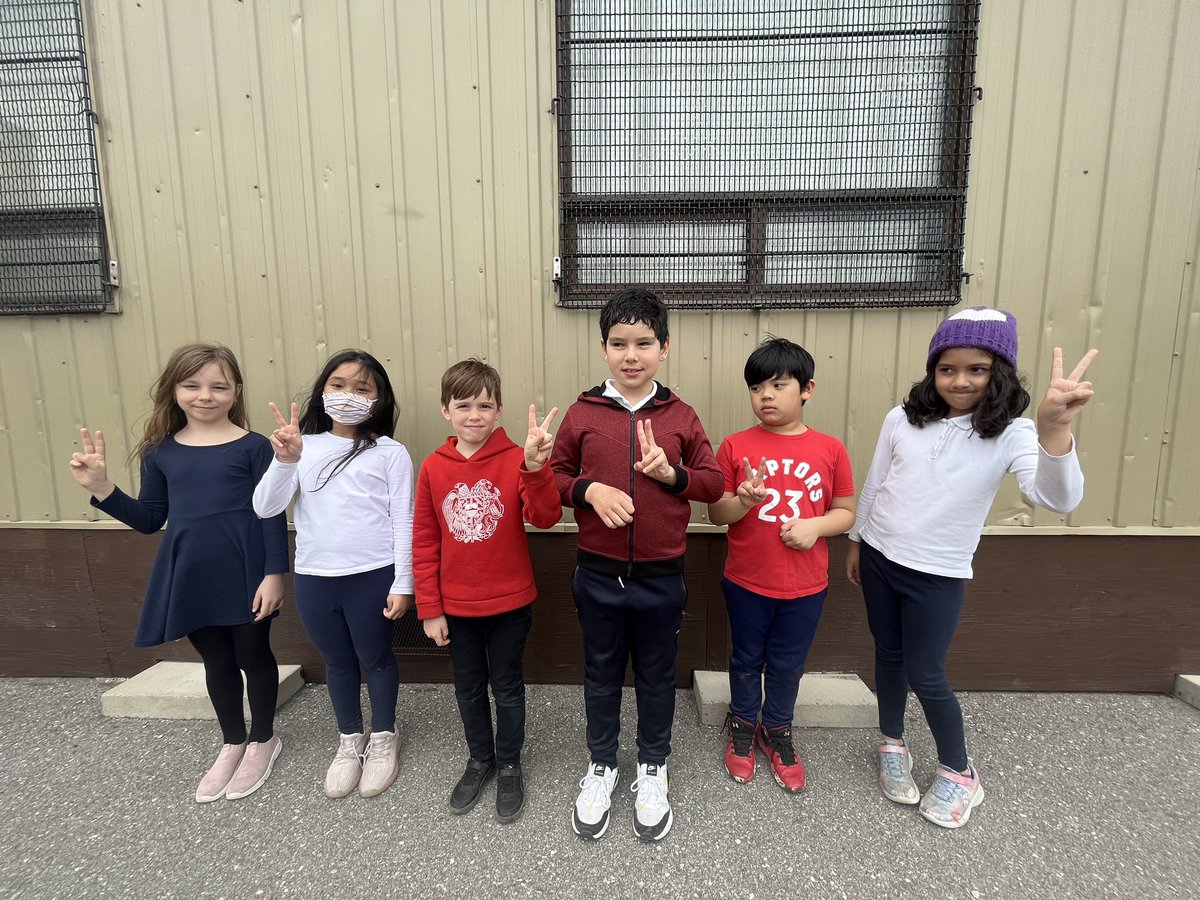 St. Leo CS tweet media