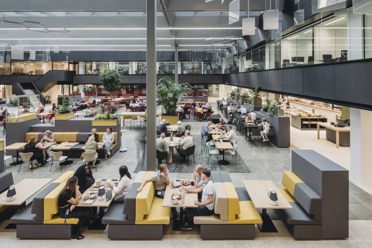 archinect's tweet image. UNStudio refurbishes former banking HQ in Eindhoven

arcnct.co/3nZp0vT 

@UNStudio_Arch #DutchArchitecture 📸 Evabloem photography