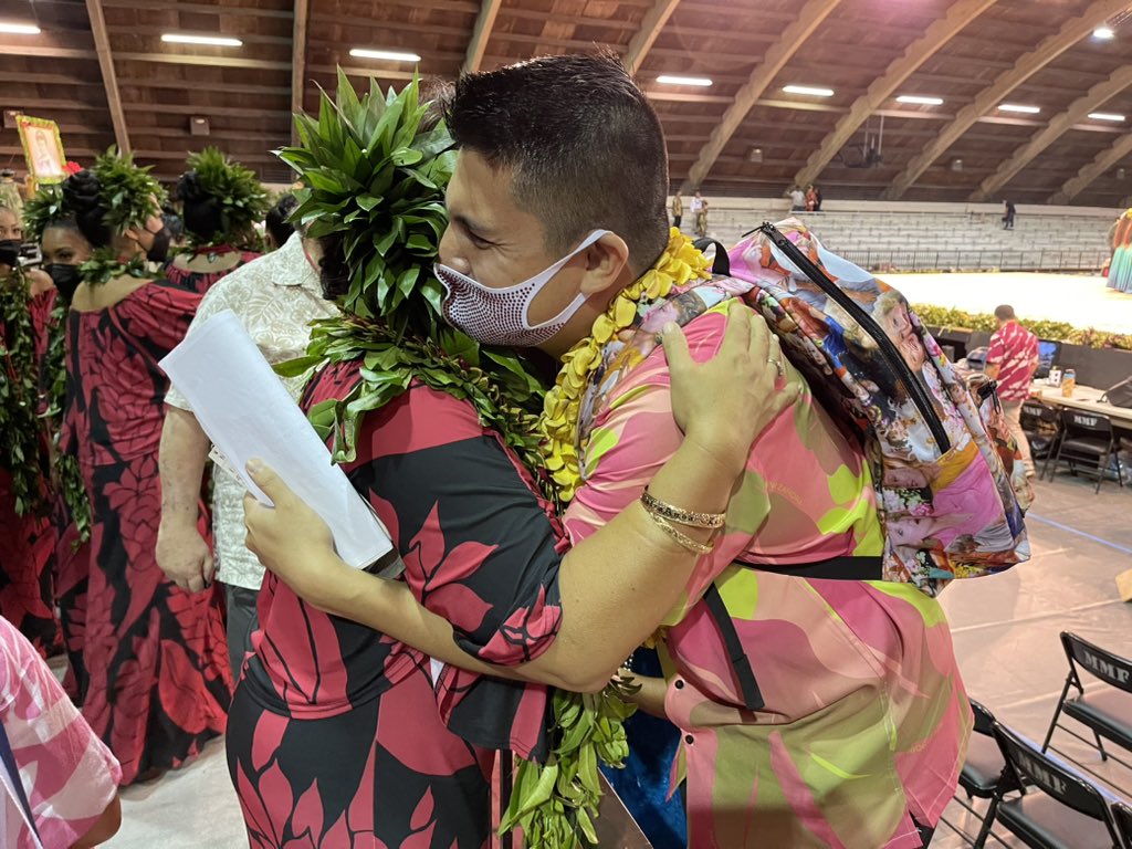 DillonAncheta's tweet image. How are the 2022 Merrie Monarch champions preparing for this year’s festival? Tune in to @HawaiiNewsNow tonight at 4 and 6 pm to watch their journey back to the stage🌺 #MerrieMonarch