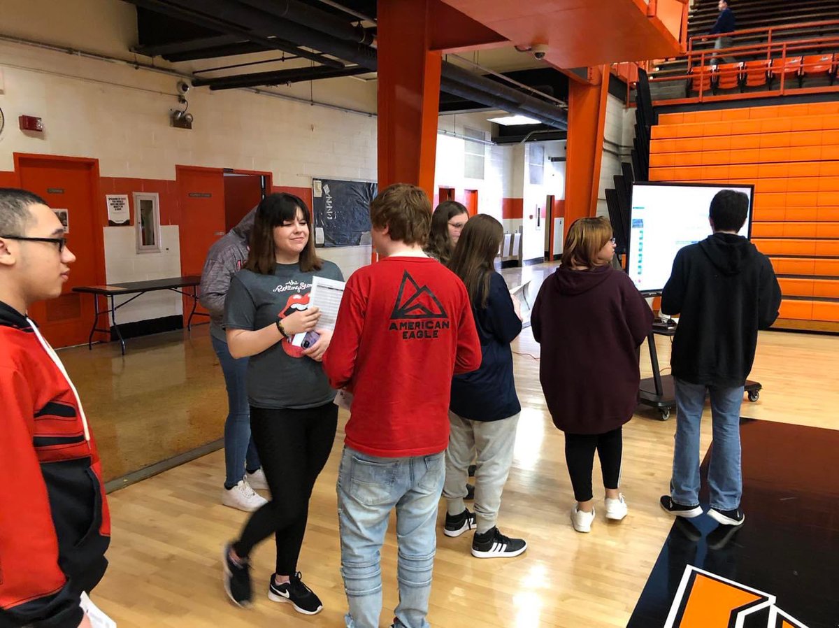 CCPSVirtual's tweet photo. Reality Store for our VLA freshman this morning.  Thank you to Christian County 4-H for partnering with Christian County Public Schools to better prepare our PHENOMENAL students for life after high school.   

#vla #ccpsvla #onlinelearning #kyonlinelearning #ccps https://t.co/8nmMUXzD5p