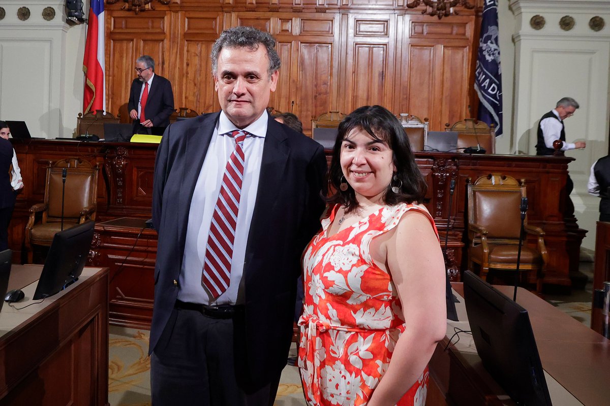 Procesoconsti23's tweet photo. 📍El Comité Técnico de Admisibilidad nombró a Héctor Mery, Estefanía Esparza y a Juan Carlos Ferrada como integrantes del Comité de Conducta.

Los detalles en la siguiente nota: https://t.co/SVDRDpEvPg https://t.co/I8d4DXdg3Q