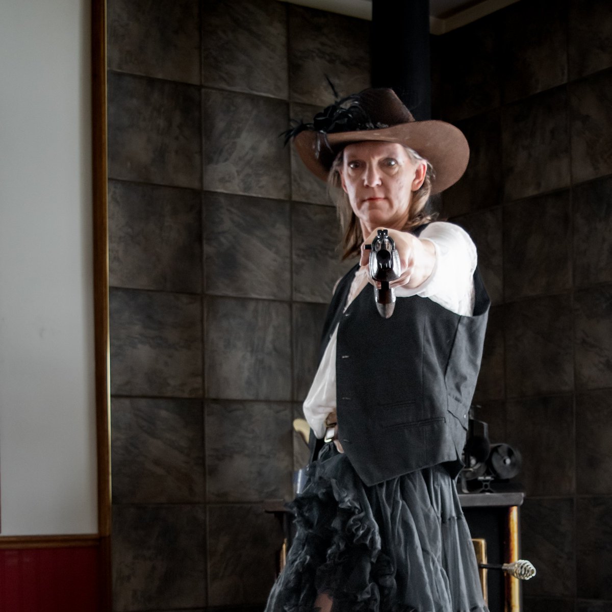 MHPhotography14's tweet image. Don't mess with Shotgun Sharon !!!

Yes, I know it's a BB gun. ;)

#fantasyphotoshoot #cowgirloutfit #funwithphotography #playingdressup #westernstyle #wildwest #wildwoman #funtimes #mountainhorsephotography