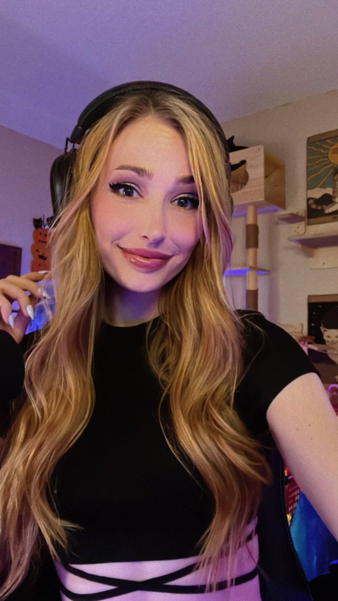 PaigeTheWitch on Twitter: "Today is the day I play Dead Space 2 for the