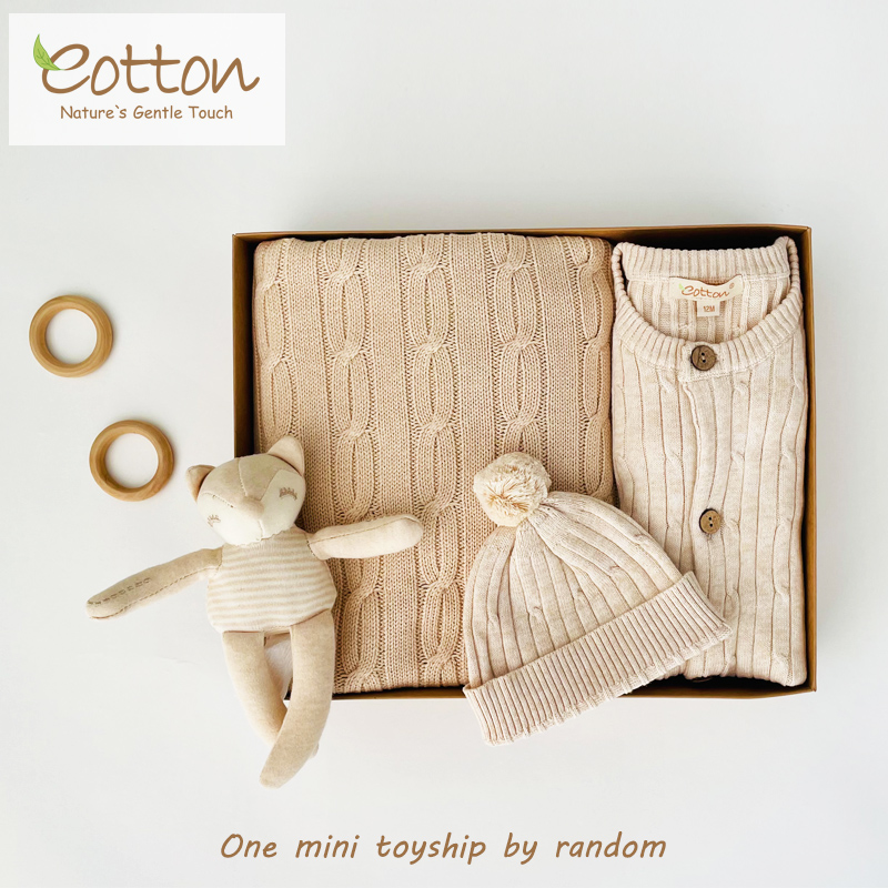 Give the gift of comfort and style with our Eotton Organic Cotton Newborn Set Gift Box. Made with love and care for your little one. #Eotton #OrganicBabyGifts #NewbornGifts #BabyClothes #BabyStyle