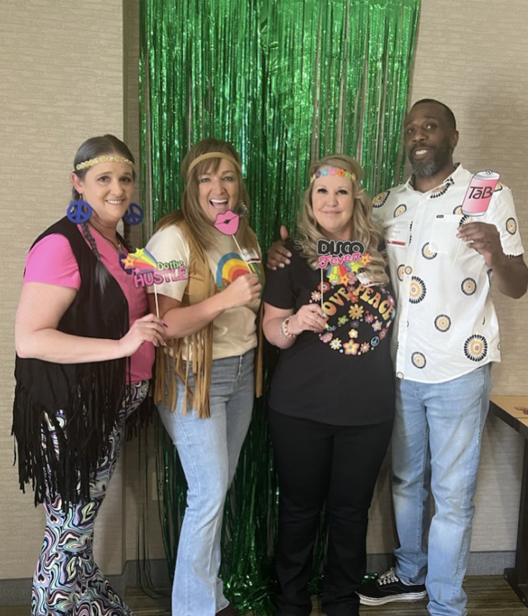 Stephanie Hughes ✨ tweet media