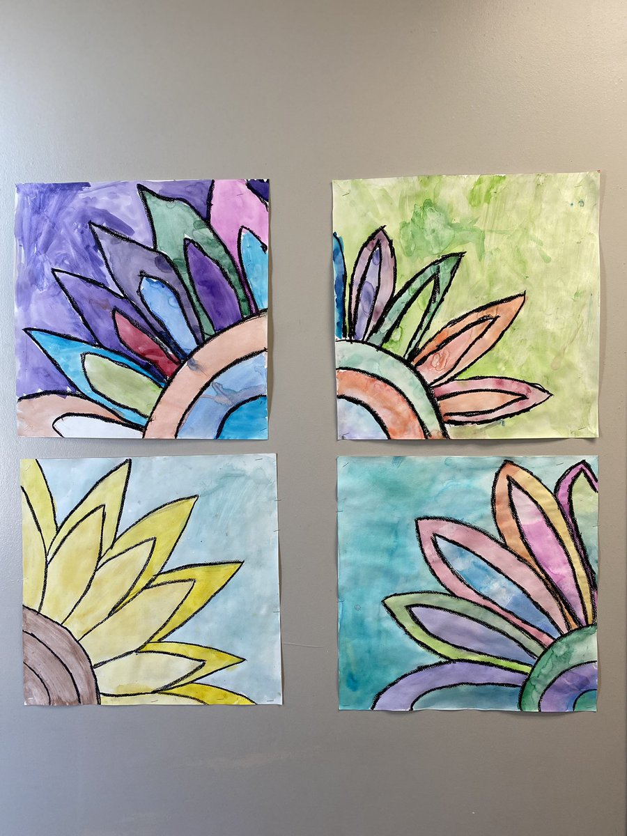 MrsCaitlinMunro's tweet photo. Water colour flowers outside room 14 @darwinLRSD https://t.co/fTQuRReQ2n