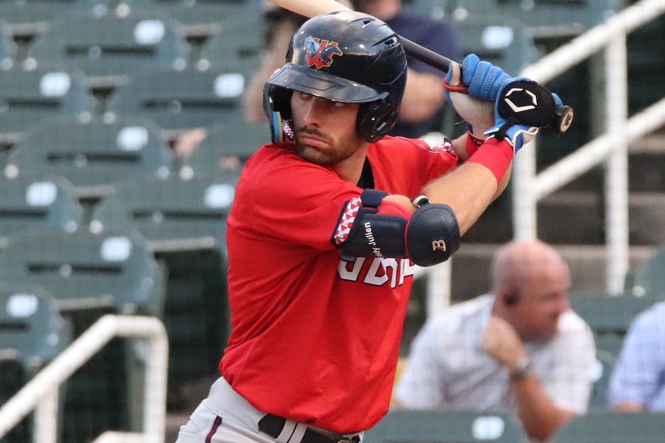 MLBPipeline's tweet image. Edouard Julien to The Show!

The #MNTwins are calling up MLB's No. 96 overall prospect, per @dohyoungpark.

More on the second baseman: bit.ly/3zQDPUl