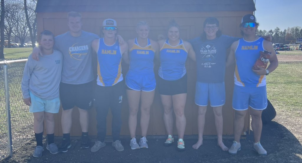 Hamlin throws showed out today at our first outdoor track meet! Boys results:
Javelin 
4th - Troy - 116’7 (boys)
Shot Put 
🥇Cristhian - 44’11
4th - Kaden - 41’0 (PR)
14th - Noah - 38’2
Discus
🥇 Kaden - 140’8 (PR)
4th - Cristhian - 123’7
5th - Noah - 121’0 (PR)