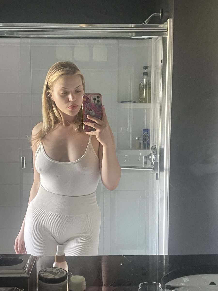 AnnaDombkowski's tweet photo. https://t.co/zjLvDvcu1w