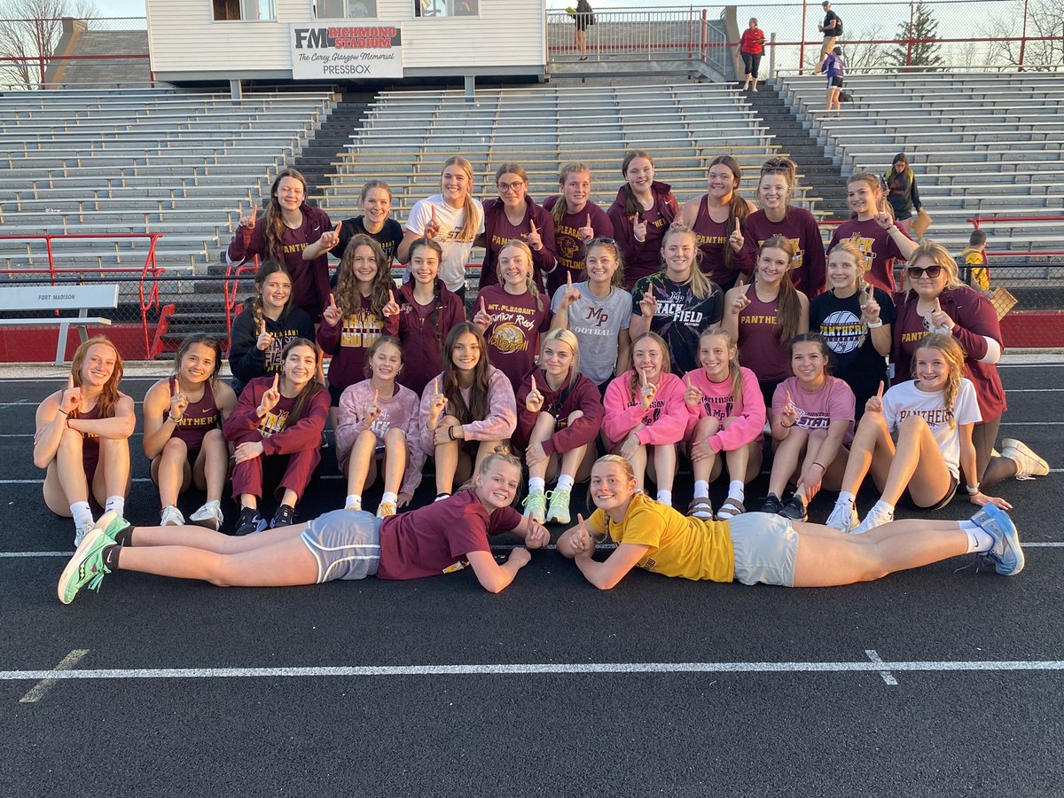 MPCHS_Girls_TF's tweet photo. Panther girls win in Ft Madison! https://t.co/0s0BoIqVjw