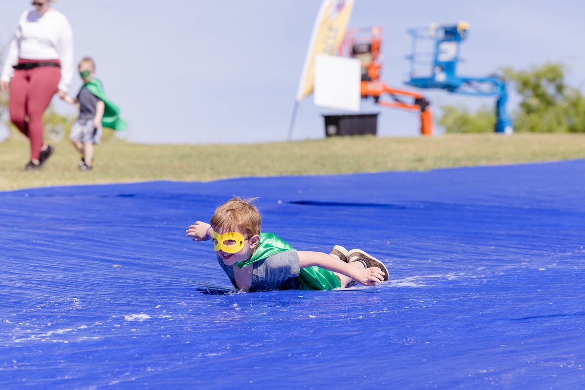 GilbertYourTown's tweet photo. Your Saturday could look like THIS! 👇 

Join us at Freestone Park this weekend for the KAPOW! Superhero Adventure Run. 🏃 

Tickets are available until Thursday, April 13th at 6 PM and are $25 per person. 

Register before it's too late! 👉 https://t.co/4RHXNh2IZB https://t.co/0deg2dUmcT