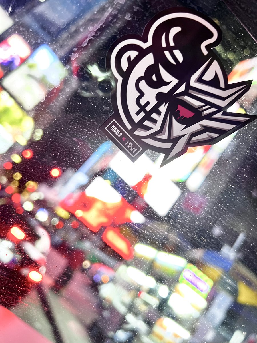 LoucidCo's tweet photo. @skullfaceph your art did make it to NYC after all 🤝

#nft #nftnyc23 #nyc #collab https://t.co/TpJlmT5C1A