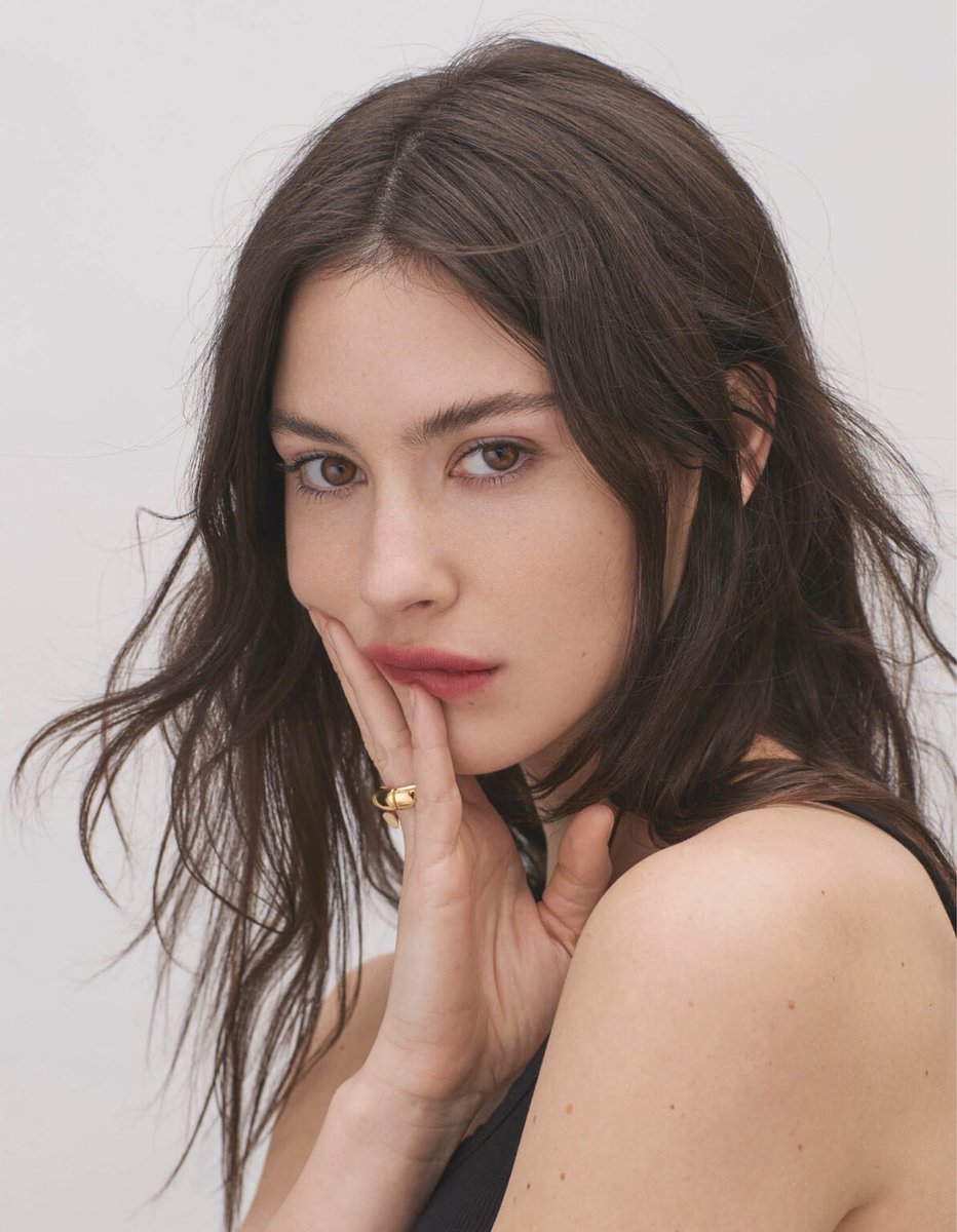 GRAClENATION's tweet photo. More of Gracie for @HungerMagazine, photographed by Jordan Rossi🌟 https://t.co/5O2Mi3wQyW