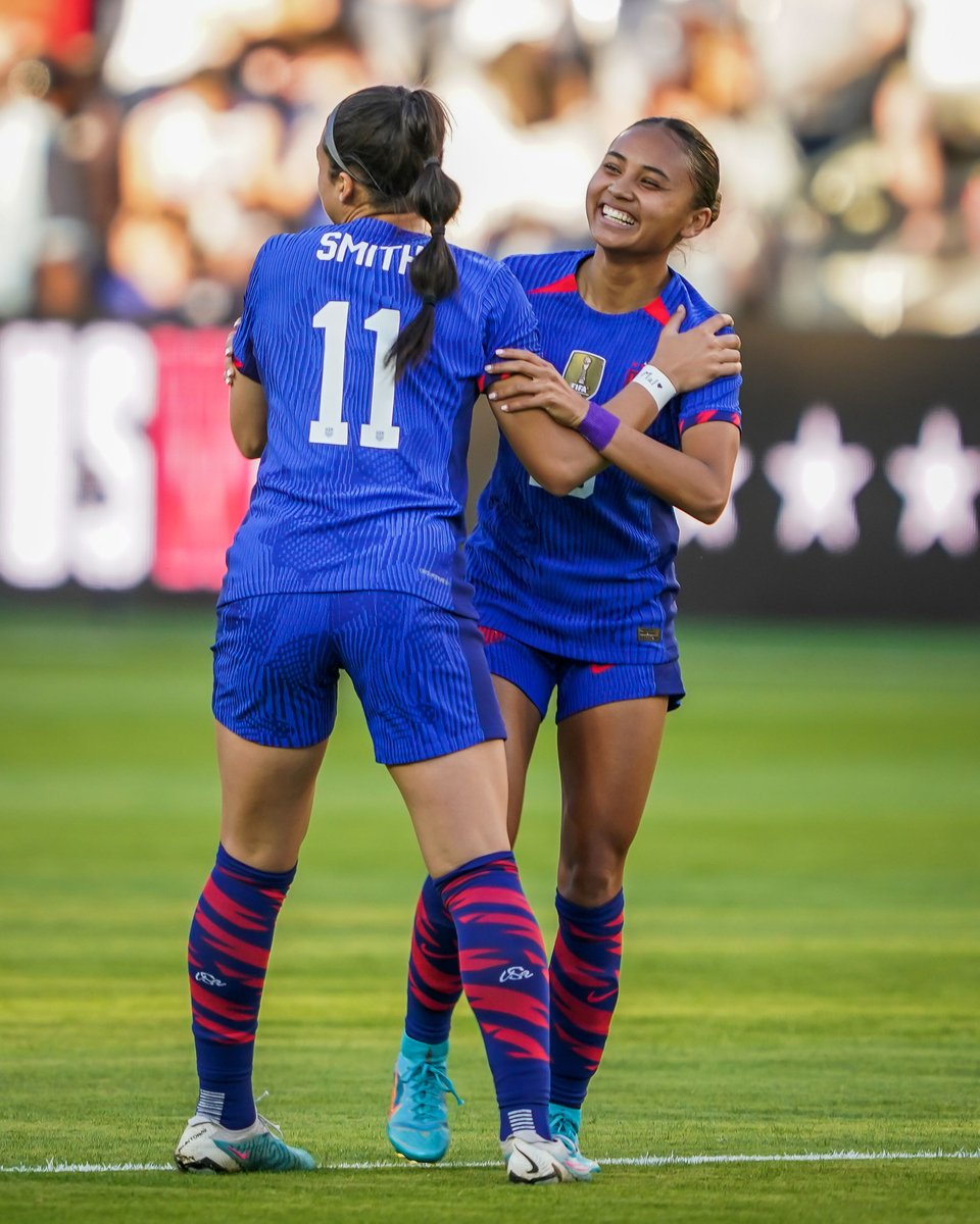B R Football On Twitter The USWNT Debut Their Away Kit For The World b-r-football-on-twitter-the-uswnt-debut-their-away-kit-for-the-world