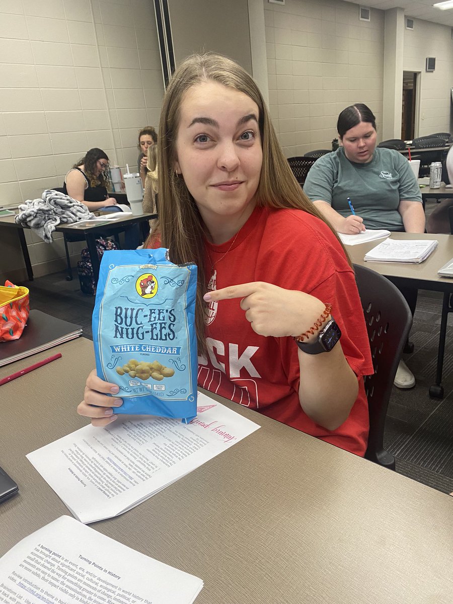 Maddie Neas tweet media