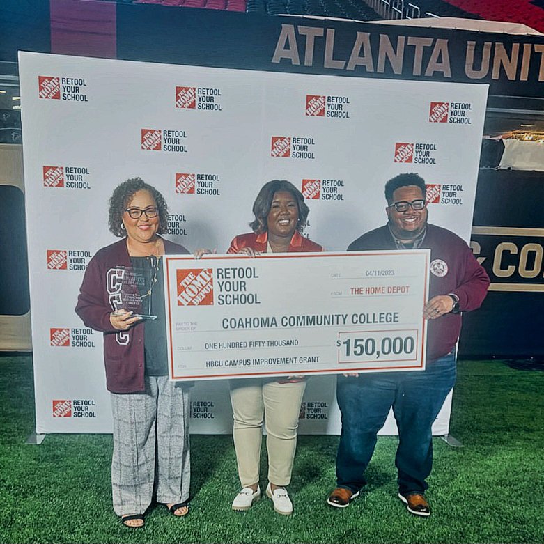#TigerNation, because of each and every one of you, we truly have "FIVE ON IT!" Thank you for your enduring support! This RYS win will go a long way in support of our students! #CoahomaProud #Since1949 <a href="/HomeDepotRetool/">Retool Your School</a>
