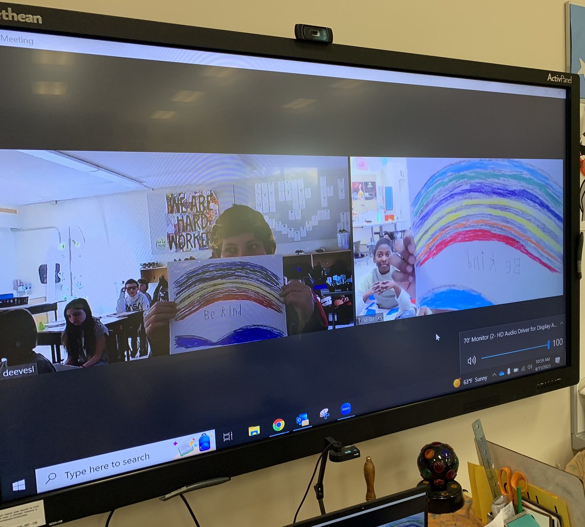 Connecting with <a href="/LauraDeeves/">Laura Deeves</a> and her students in Canada today! <a href="/ECES_Pike/">Eagle Creek Elem</a> <a href="/PikeSchools/">Pike Twnshp Schools</a> <a href="/FulbrightPrgrm/">The Fulbright Program</a> <a href="/IREXintl/">TEAM ALFA SEC</a>