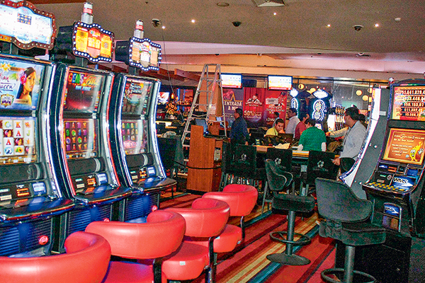 DFinanciero's tweet image. 🔑 #Adelantos Miércoles | Marina del Sol amplía querella contra exejecutivo por sustracción de documentos confidenciales df.cl/empresas/indus…