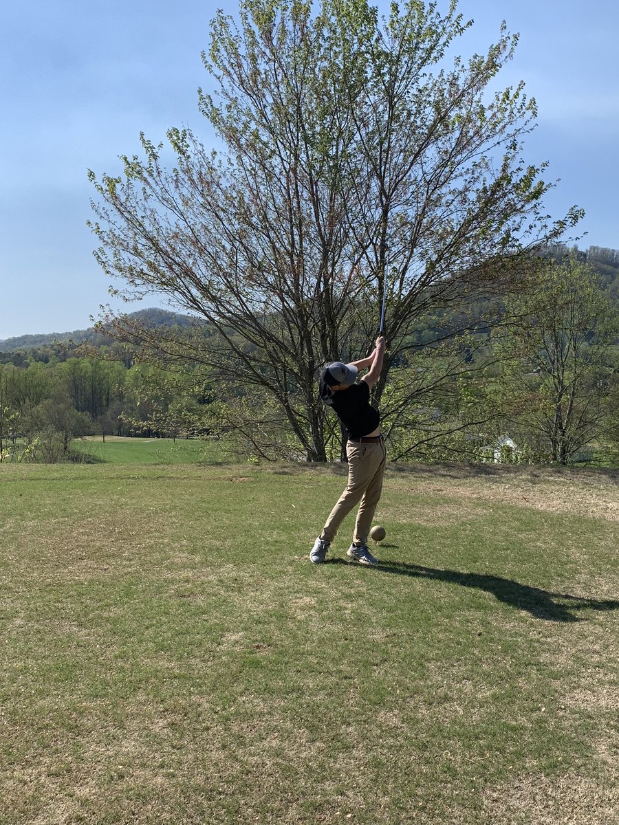 FCHSGolf1's tweet photo. Great day at Mountain Harbor in Hayesville NC for some golf vs Towns County boys. Boys played well and took the W! https://t.co/6L1vjvN6Hl