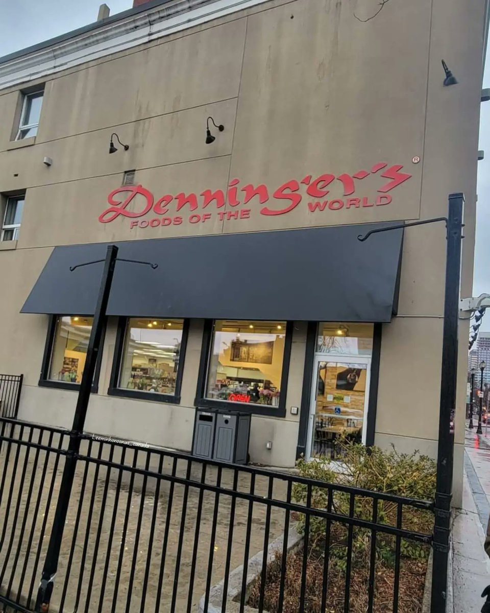chengski771's tweet photo. A downtown landmark will be featured in Apple TV Plus #pachinkos2. Pachinko” took over Denninger’s Foods of the World at King Street East and Spring Street to shoot scenes for its second season.
https://t.co/c4MYy7p7A8
#findingminho #leeminho
#minoz #alwayswithleeminho https://t.co/RHqImohCtB