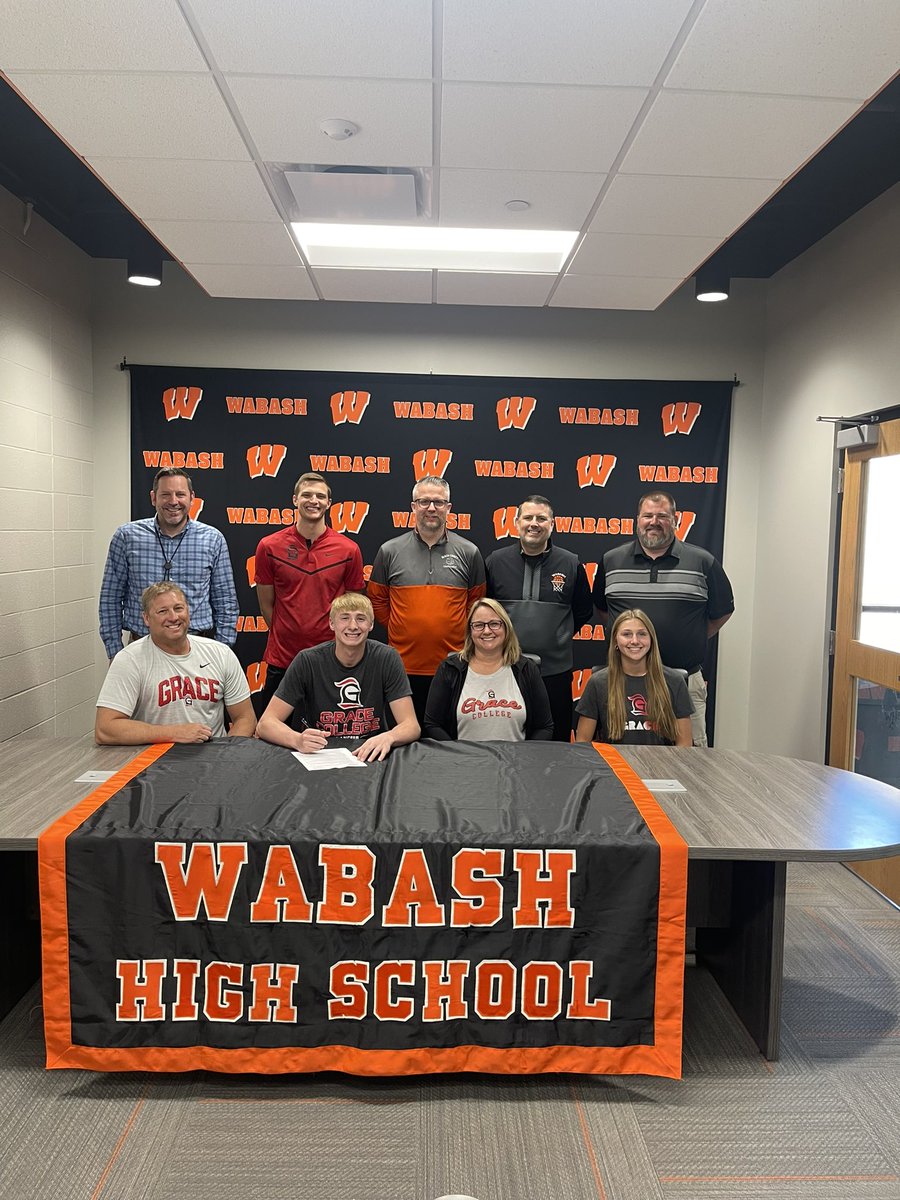 Wabash Apaches tweet media