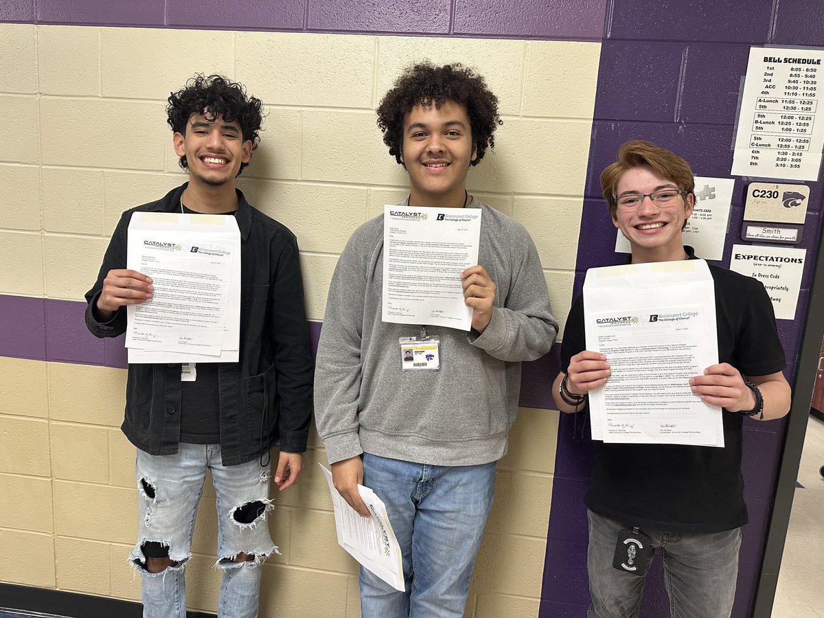 AngletonHS's tweet photo. Congratulations to these AHS students for being accepted into the Catalyst program. https://t.co/bb1AaOUYae