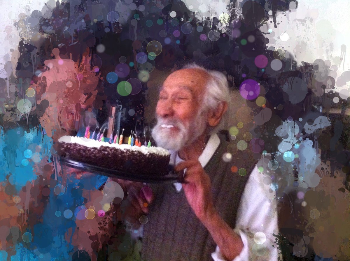 Polyheritu's tweet photo. Hoy el cielo está de fiesta, un ángel, después de 100 años, regresa al cielo.   E.P.D. 

Así te recordaré, querido abuelito, siempre feliz y disfrutando la vida https://t.co/PRSQyCBALC