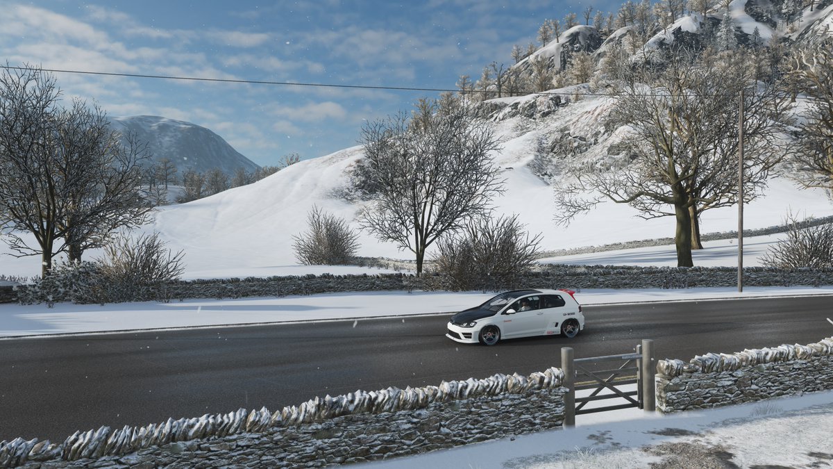 MirkoGTR's tweet photo. Hello guys! I started playing Forza Horizon 4. This is my Golf MK7 R(2014), LBWK style! ๐ Some pictures at snow in the UK - #ForzaHorizon4 #FH4 #Forza4 #VW #GolfMk7 #GolfR #mk7 #vwperformance #speedhunters #StanceWorks #slammed #bagged #stancenation #lowlife #LibertyWalk #LBWK https://t.co/4r75GhR9jZ