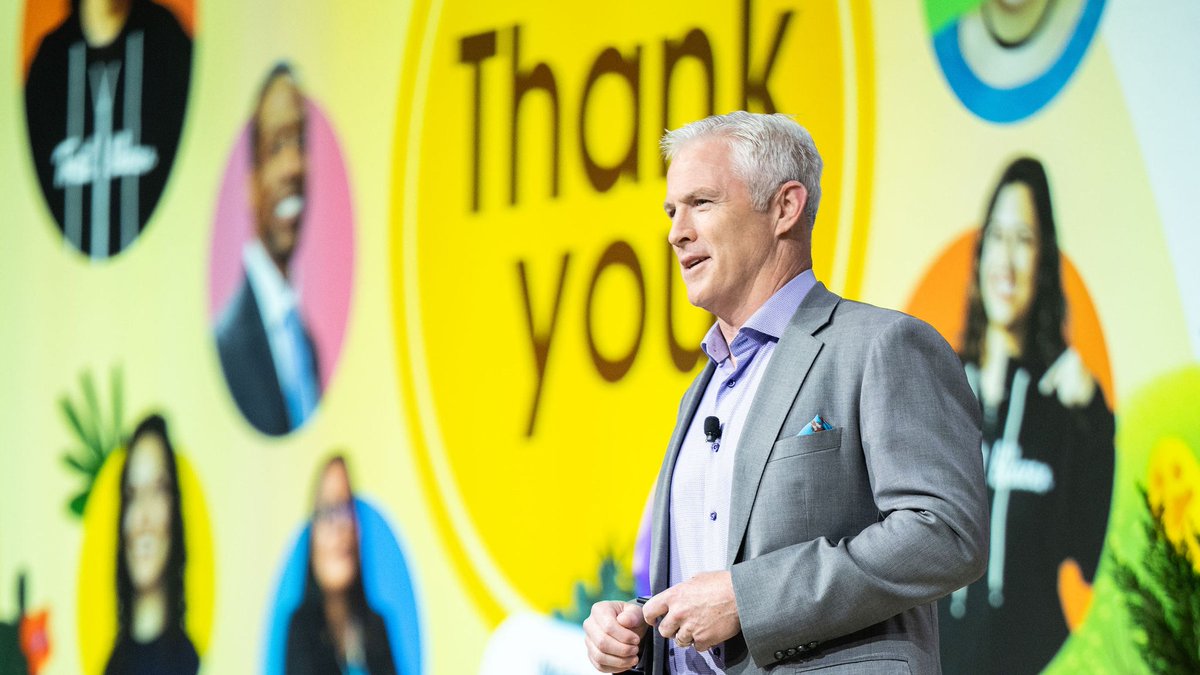 Dreamforce's tweet photo. #EduSummit23 Day 1 ✅ 

We had so much fun rounding up our Education Trailblazer community today. What was your favorite moment? https://t.co/LFcWgZ3vV3