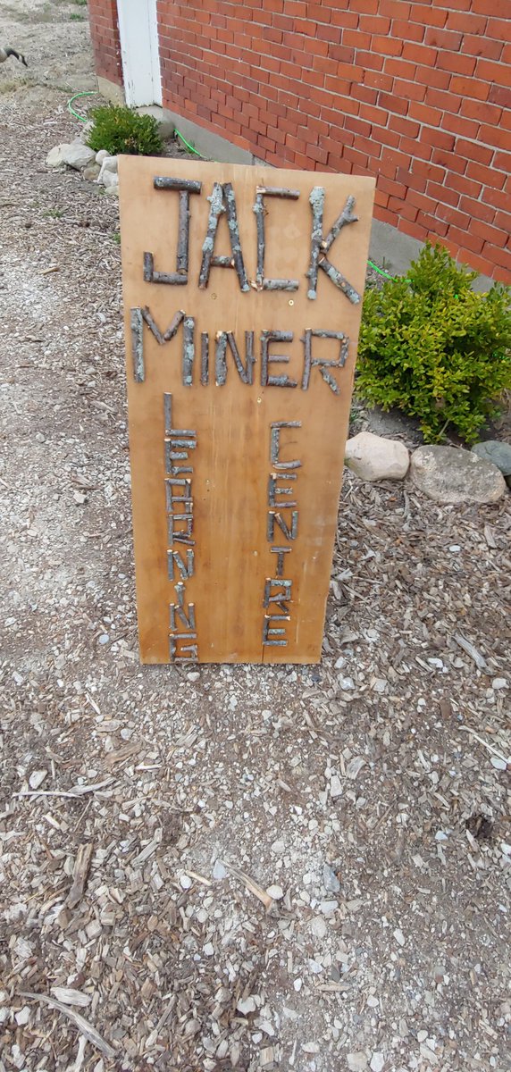 RileyTcat's tweet image. @JM_Sanctuary I can honestly say, I've never spoken in a more beautiful place.  With #chorusfrogs and #springpeepers singing; birds everywhere and a welcoming crowd.