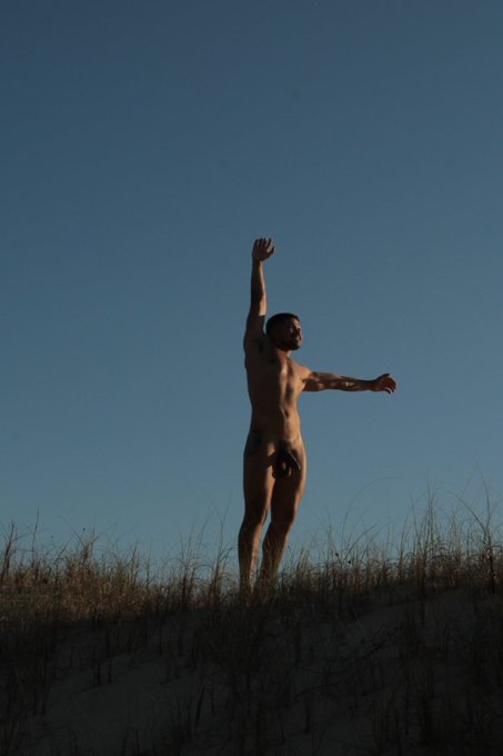 I need a big boy I want a big boy https://t.co/X35mRFb0v3