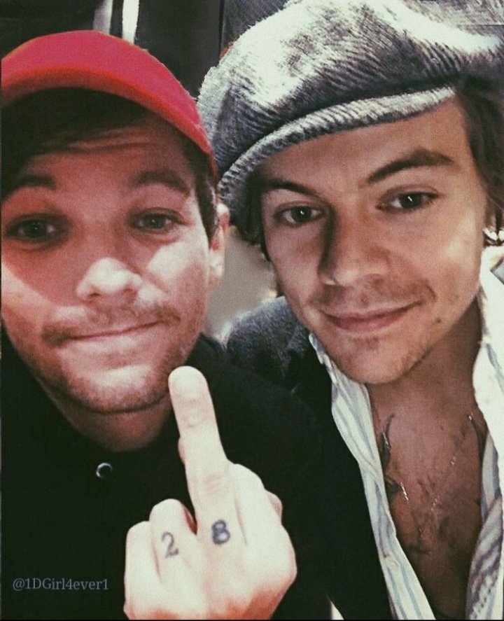 LouisTNeuro's tweet photo. Meu mundo. ❤️ https://t.co/vWaUFUzf09