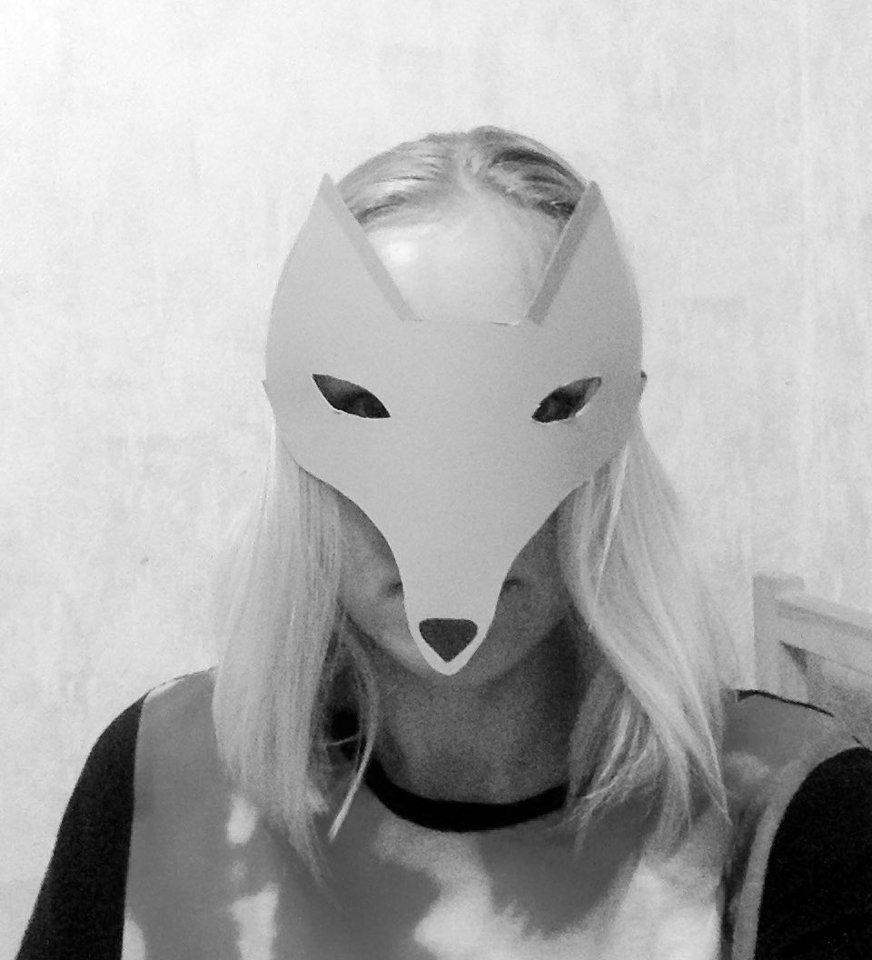 moltenmarble_'s tweet photo. это могло бы быть обложкой какого-нибудь пост-панк альбома конца нулевых https://t.co/e9NZXZI4hR