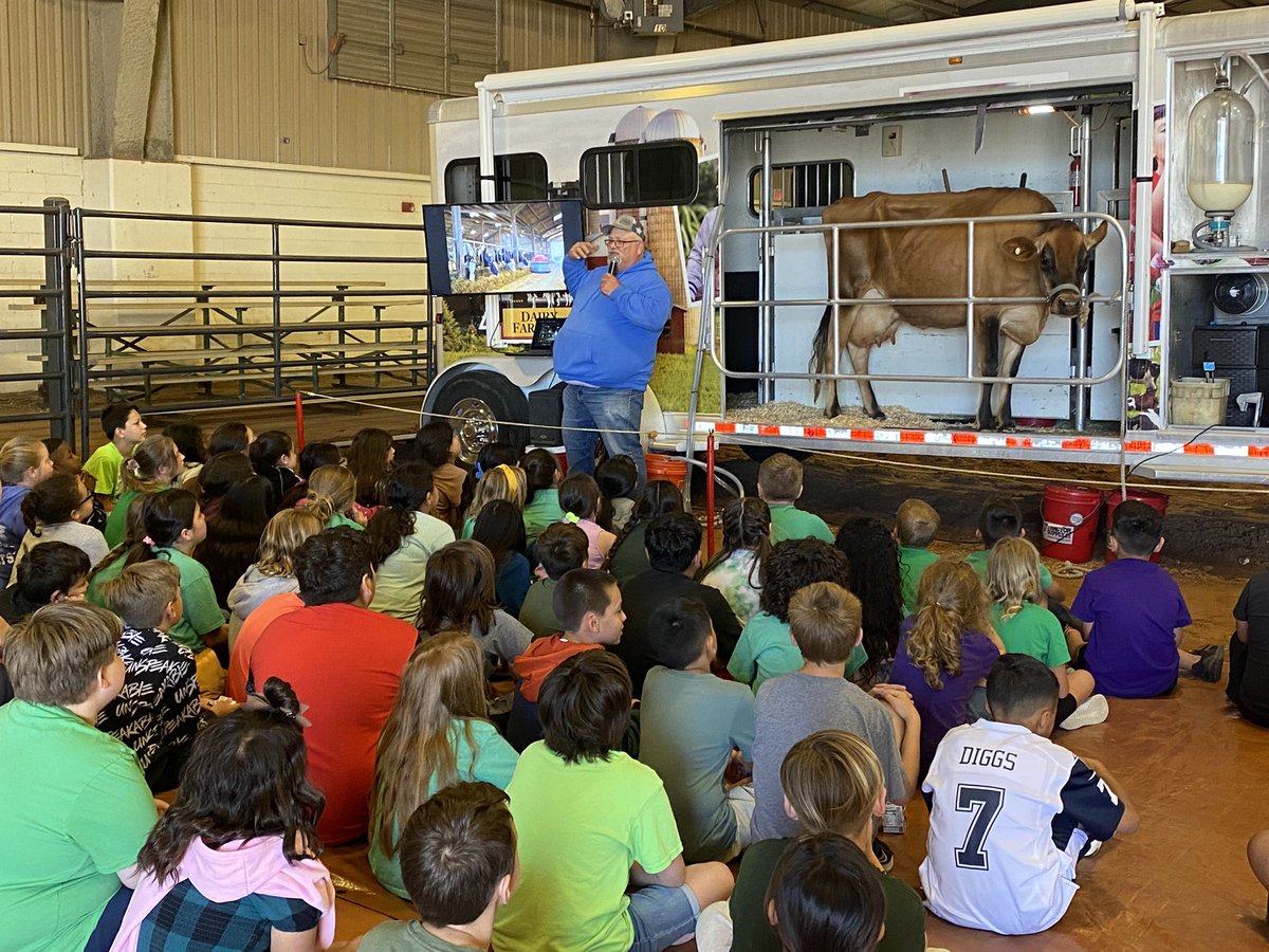 Exciting adventures for some <a href="/Midland_ISD/">Midland ISD</a> students today! Thank you TX Agrilife for sharing your knowledge! #TeamMISD