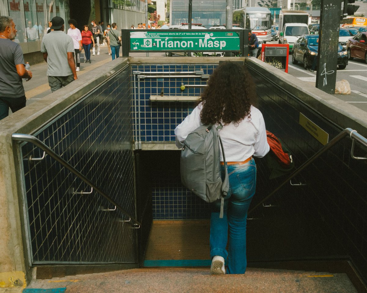 Trianon-Masp

#fotododia #photooftheday #streetphotography #fotografia