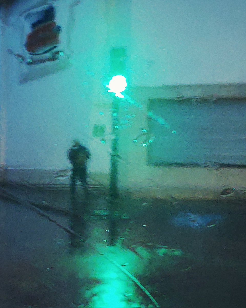 shapeofstreets's tweet photo. #streetphotography #somewhereinhmo https://t.co/2clwW6TSGw