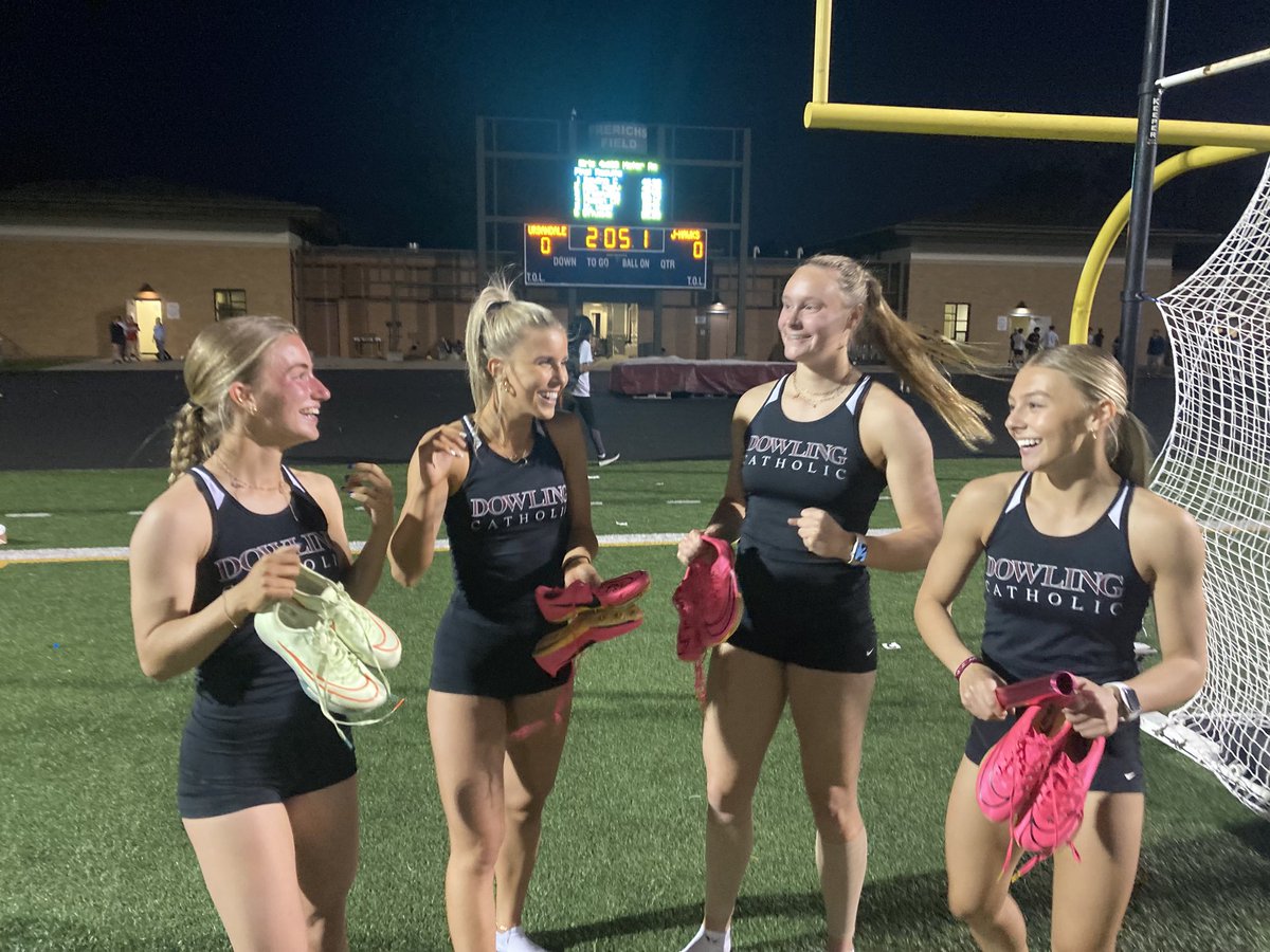DCHS Girls Track & Field tweet media