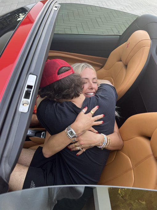 4 pic. I BOUGHT MY BEST FRIEND A FERRARI F8 ♥️ https://t.co/ZK70vsLNdo